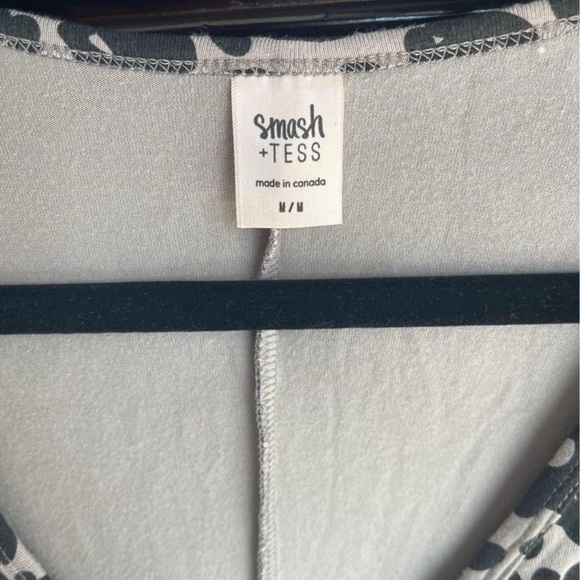 Smash and Tess Sunday Romper Lexi Leopard — size Medium - Picture 4 of 4